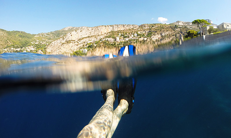 Cap dive snorkeling