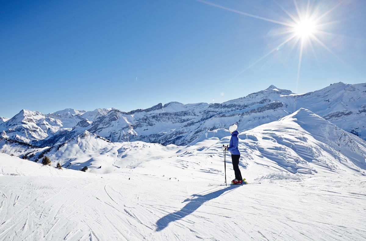 skier-aux-diablerets-villars-gryon