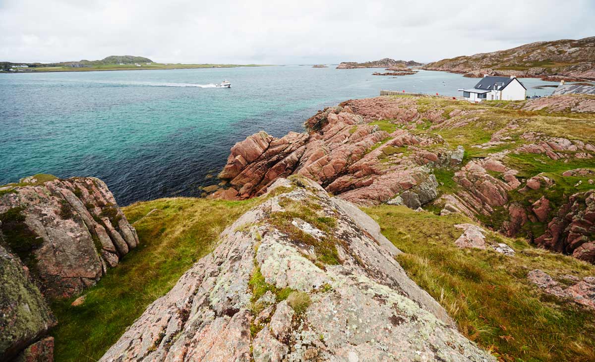 Ferry-Mull-Iona-Staffa-Tour