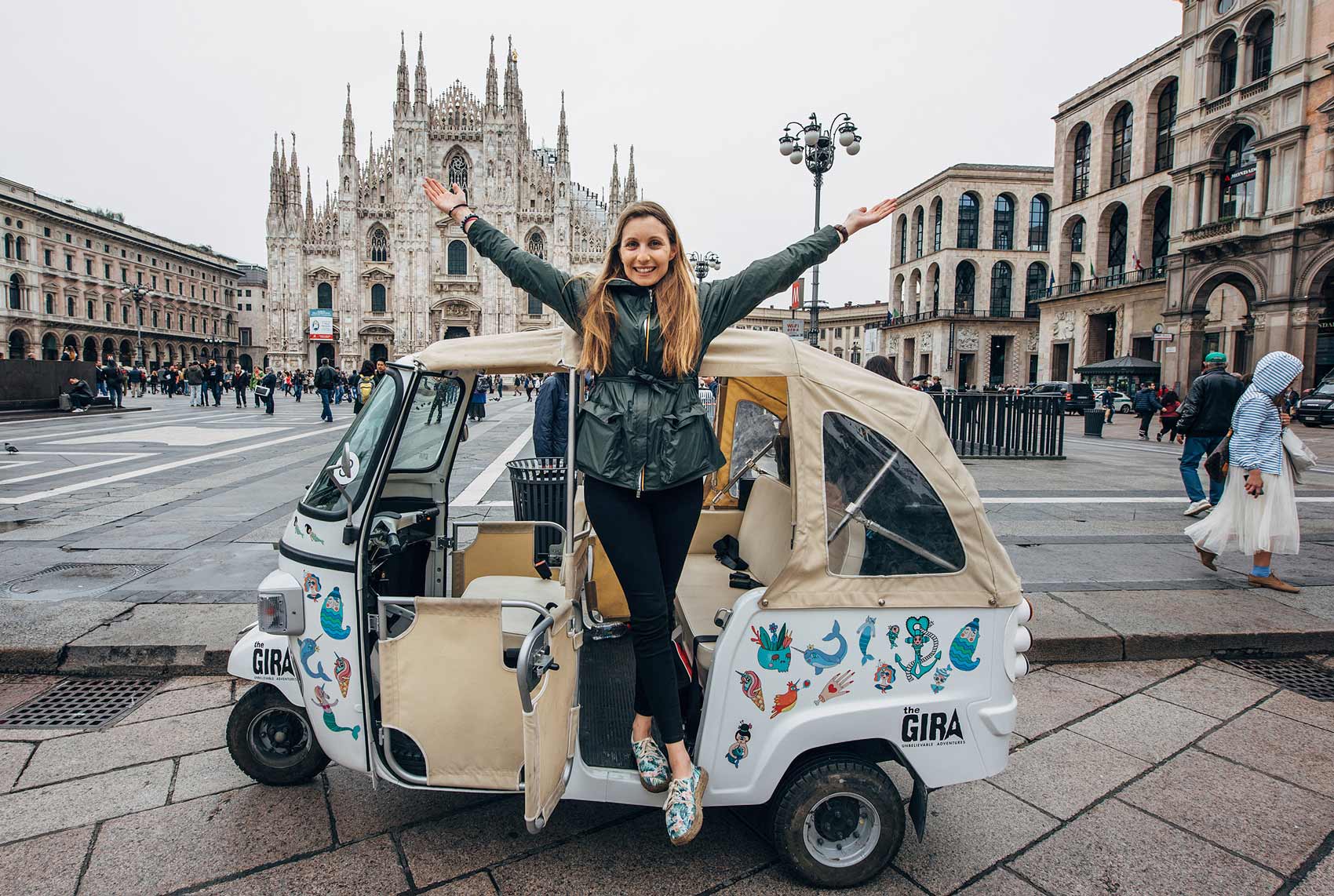 Road trip tuk tuk milan naples