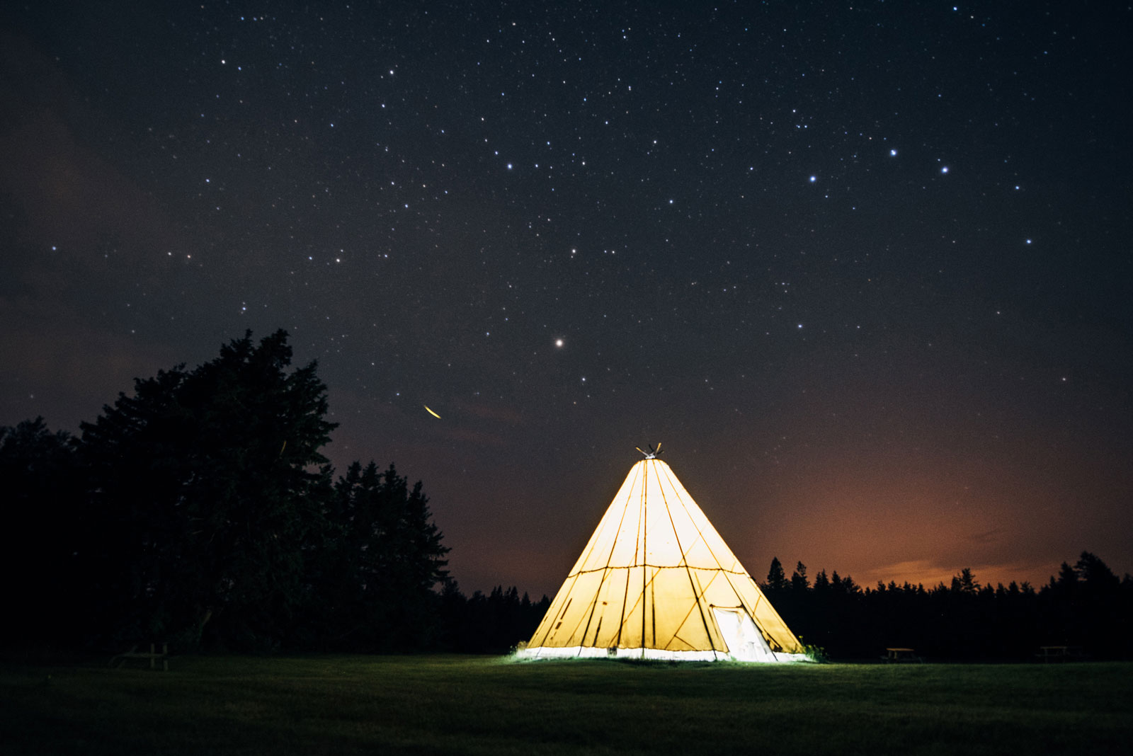 tipi sous les etoiles