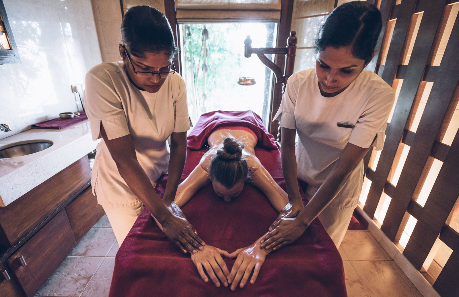 massage ayurveda 4 mains inde