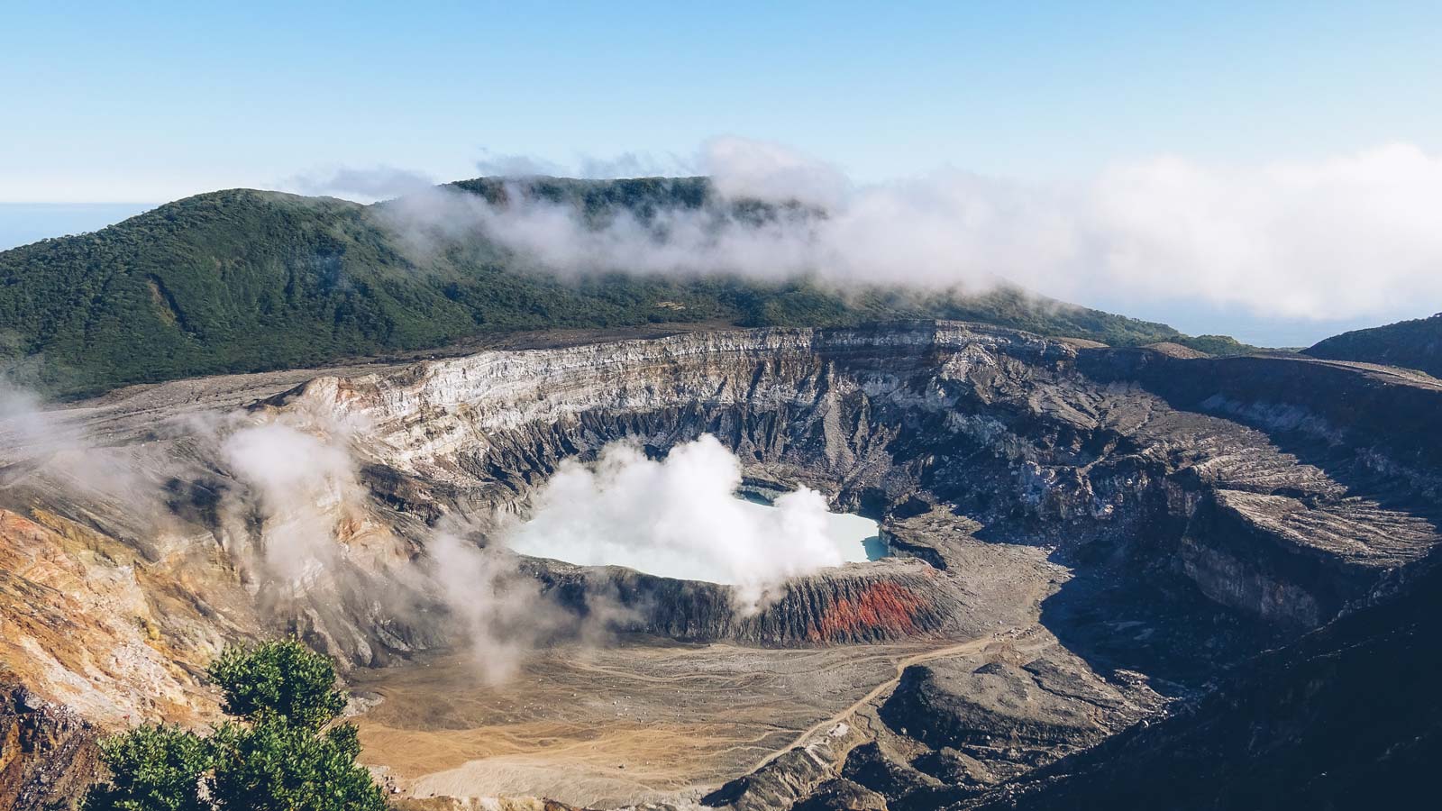 Volcan Poas, Costa Rica by Axelle et Selim/MonPremierTourDuMonde.com