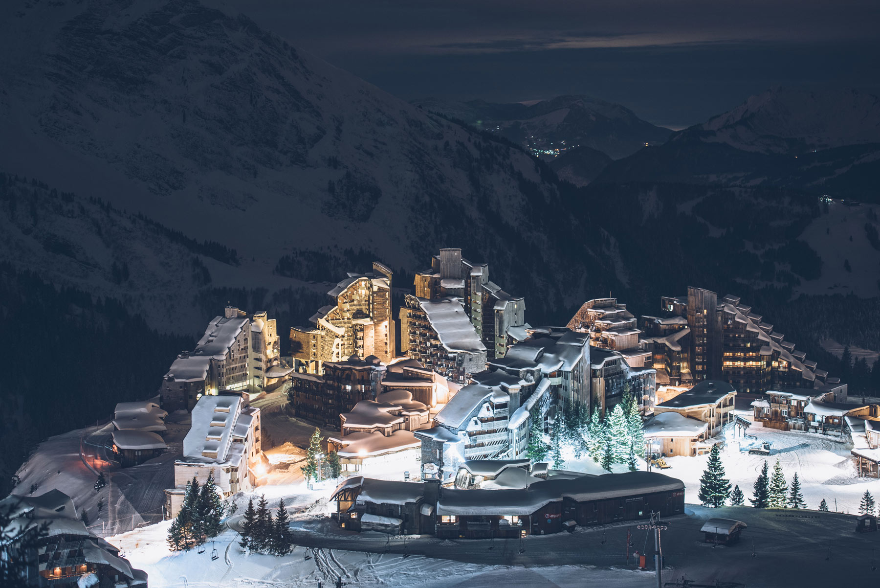 Avoriaz by Night