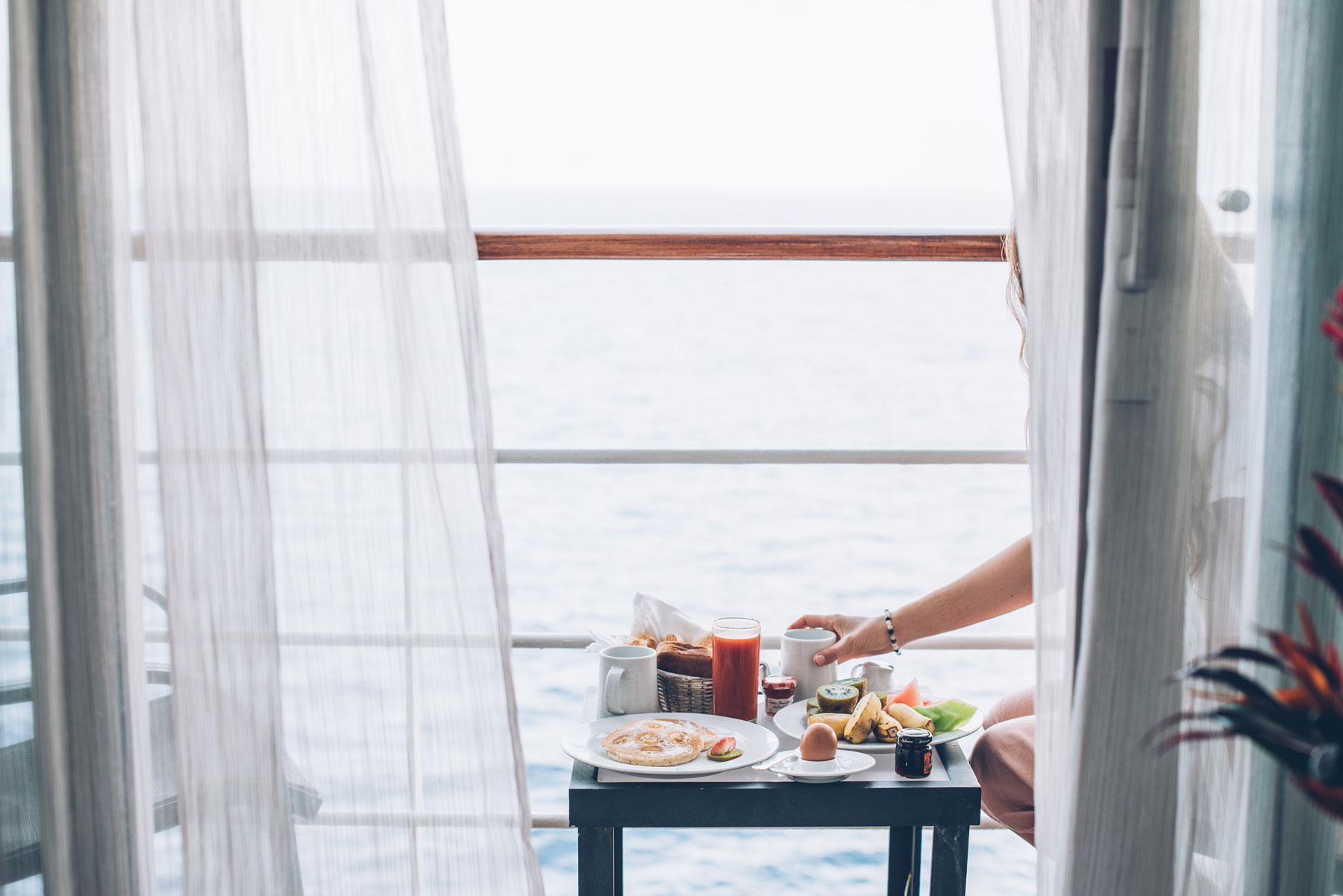 Croisière Paul Gauguin, Petit Déj