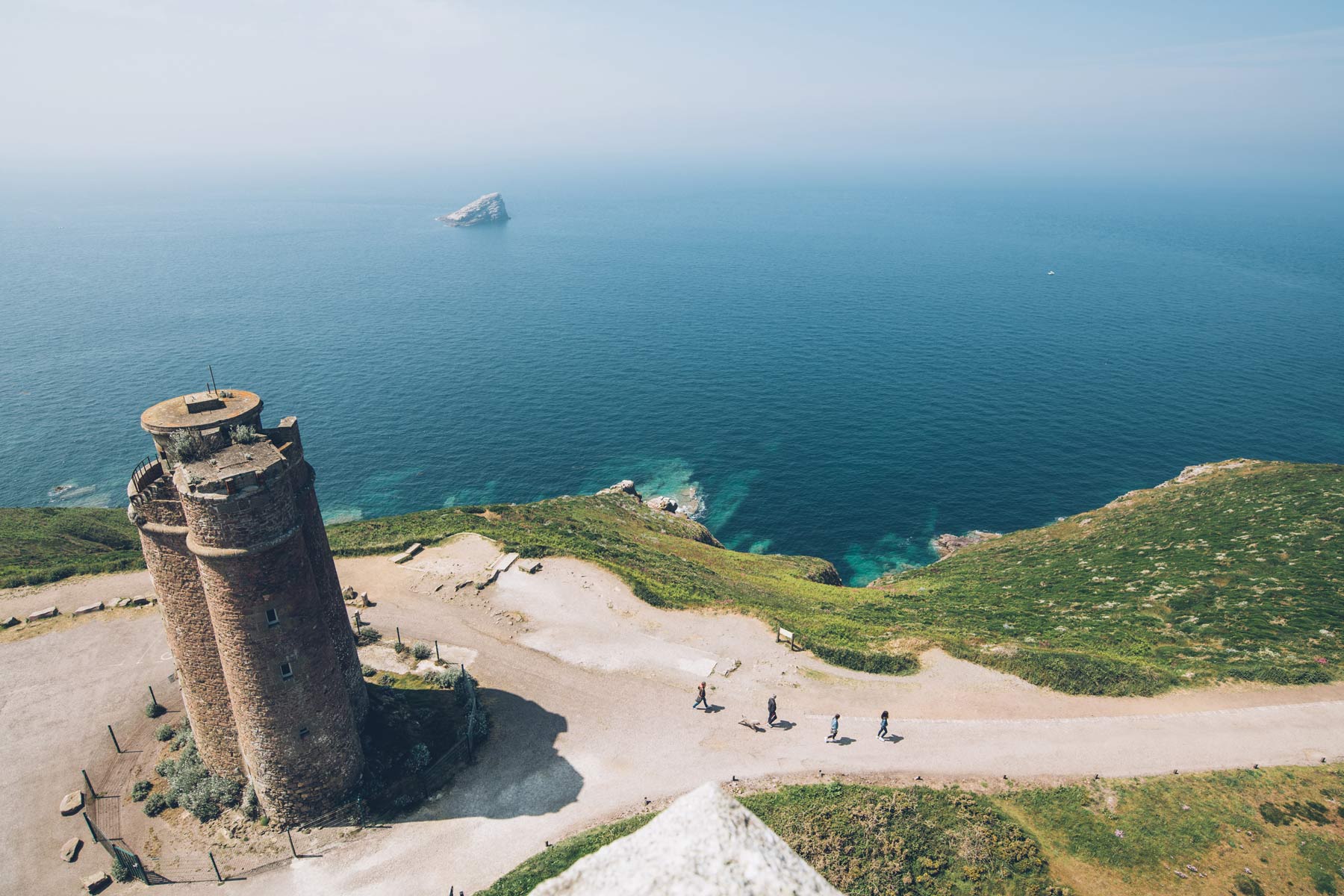 Vue depuis le haut du phare du Cap Fréhel