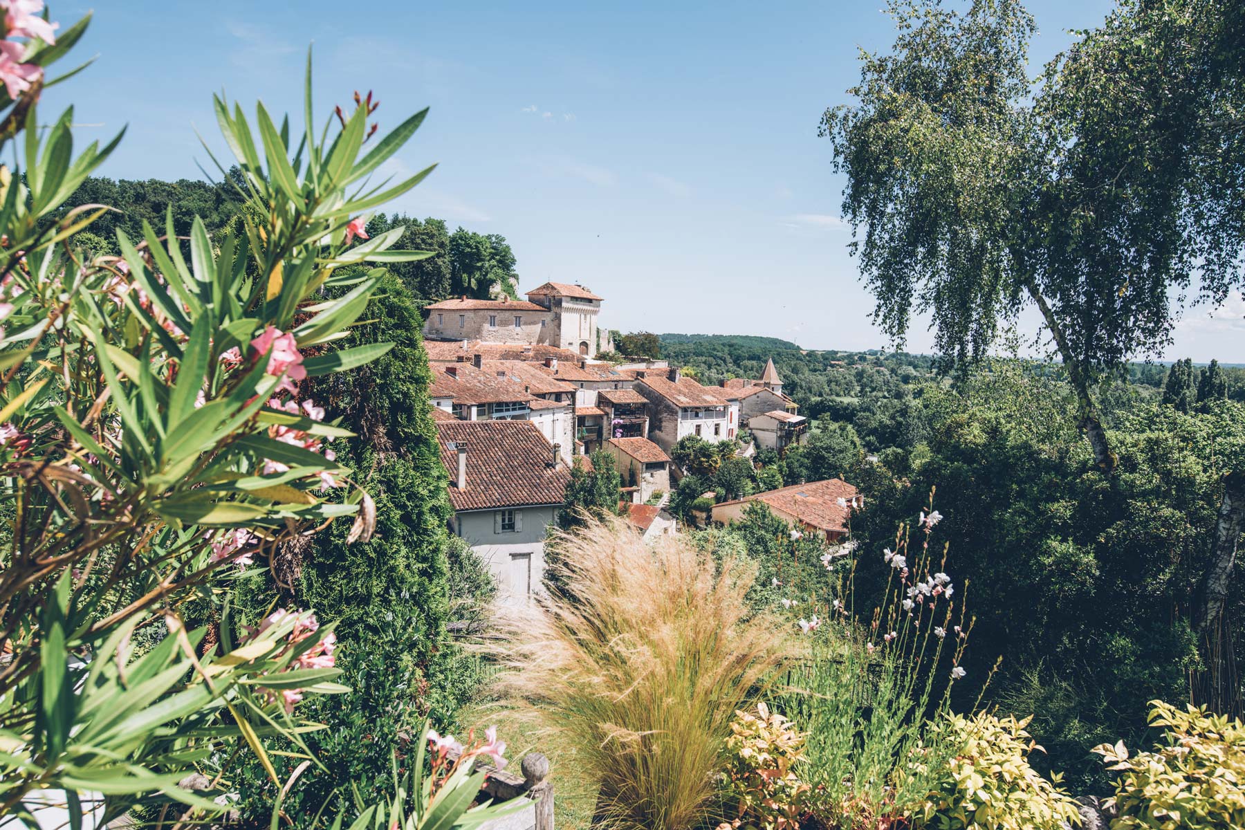 Le Village d'Aubeterre en Charentes