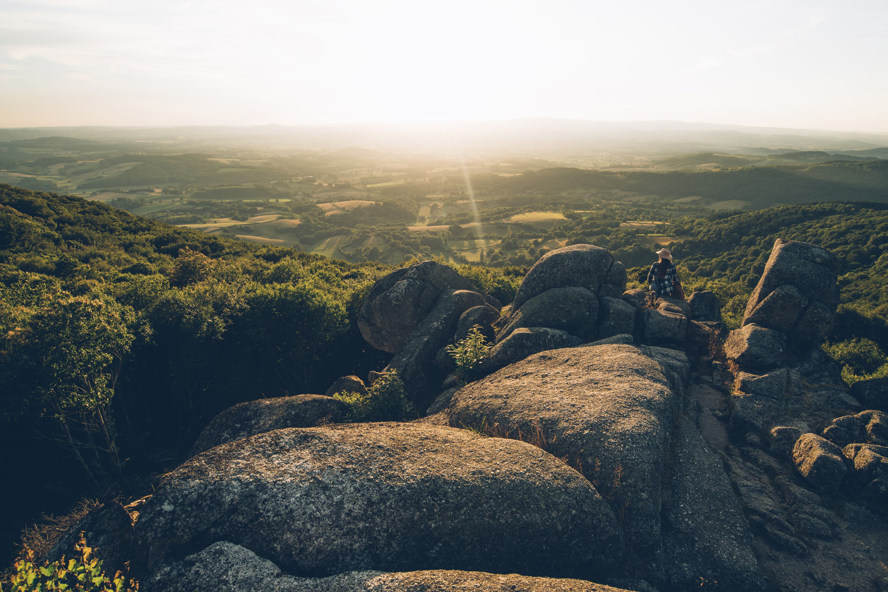 Uchon, Point de vue sur le Morvan depuis les rochers