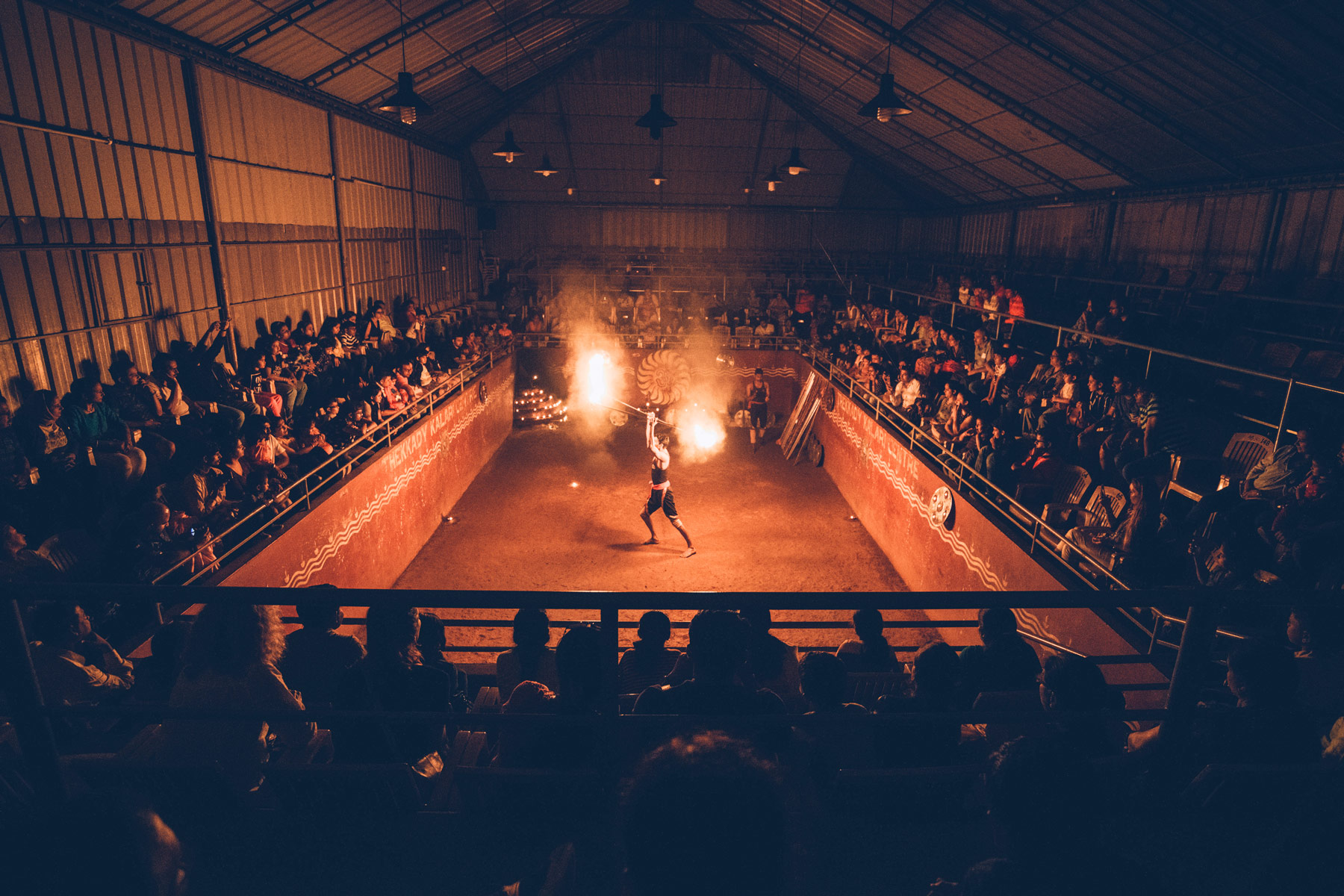 spectacle de Kalaripayattu, Peyriar, Kerala