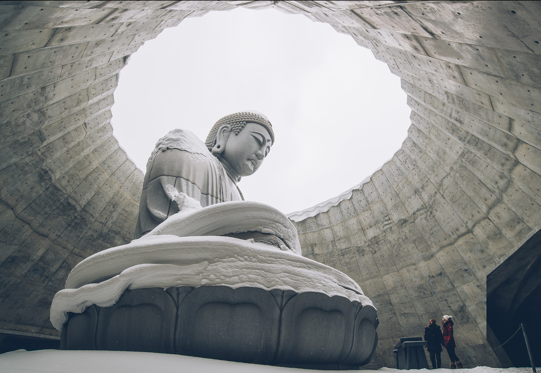 Makomanai Takino Cementary, Bouddha