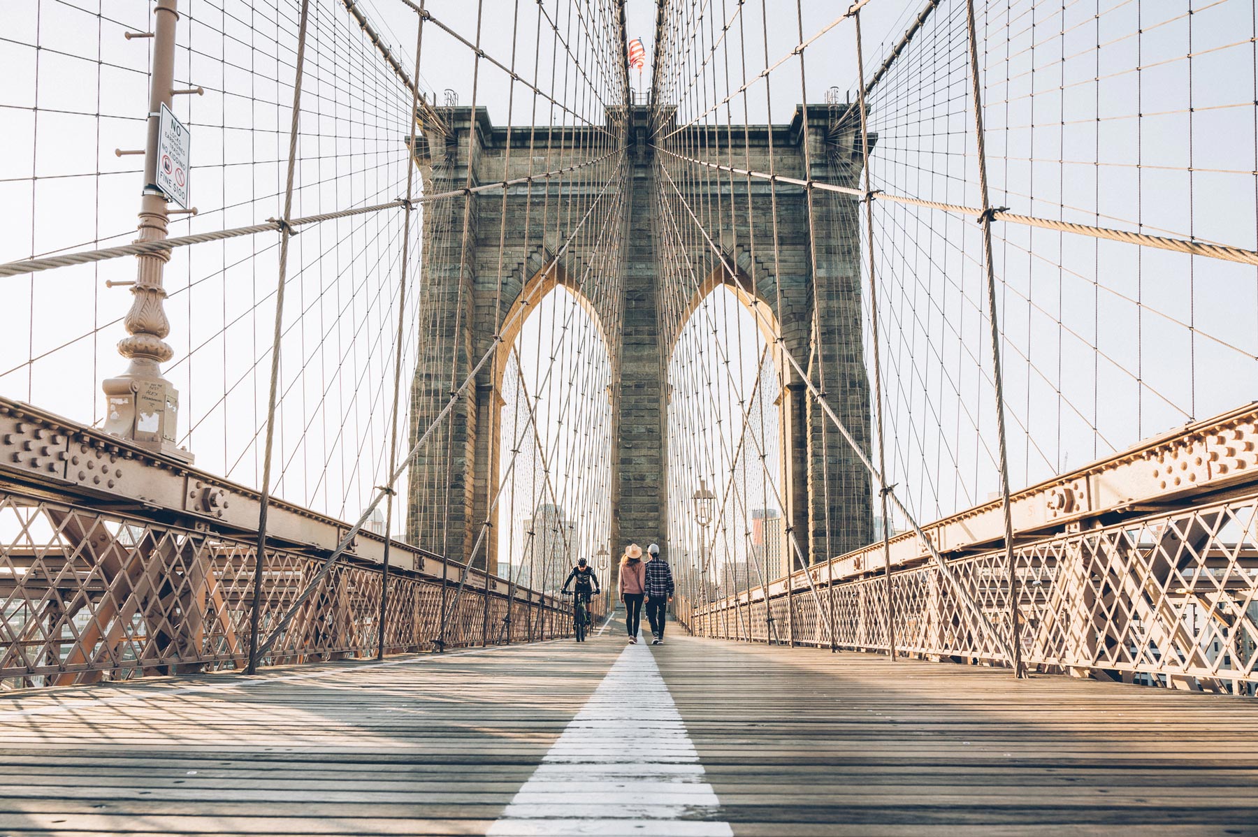 Brooklyn Bridge au lever du soleil, sans touristes!