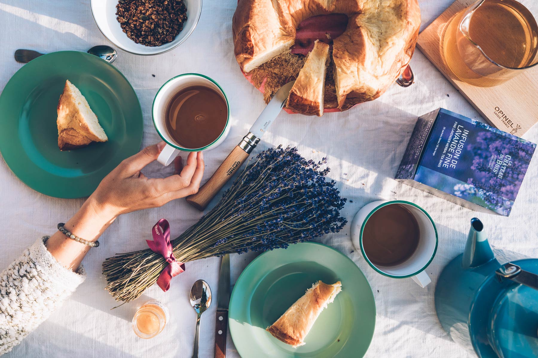 Petit Déjeuner Lavande en Vaucluse