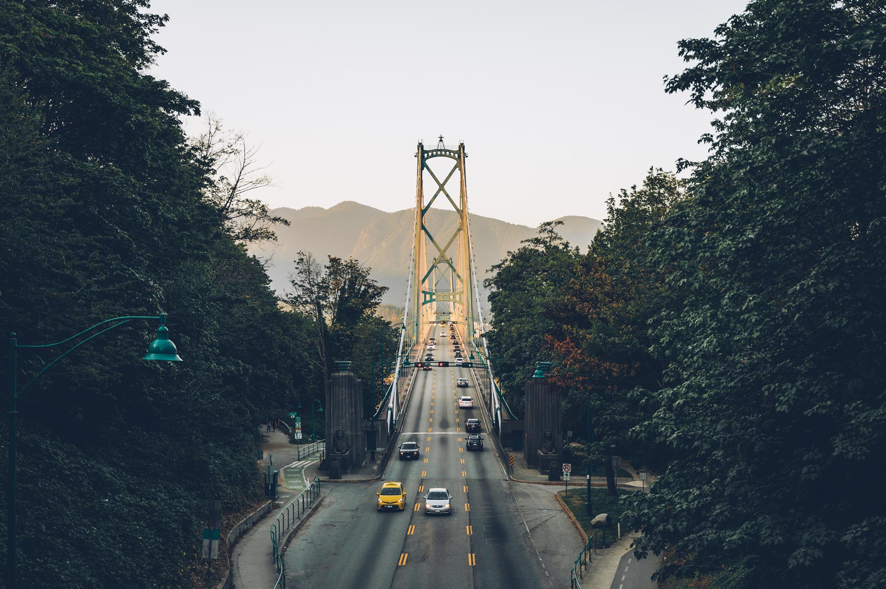 Vue sur le Pont Lions Gate Bridge depuis Stanley Park, Vancouver