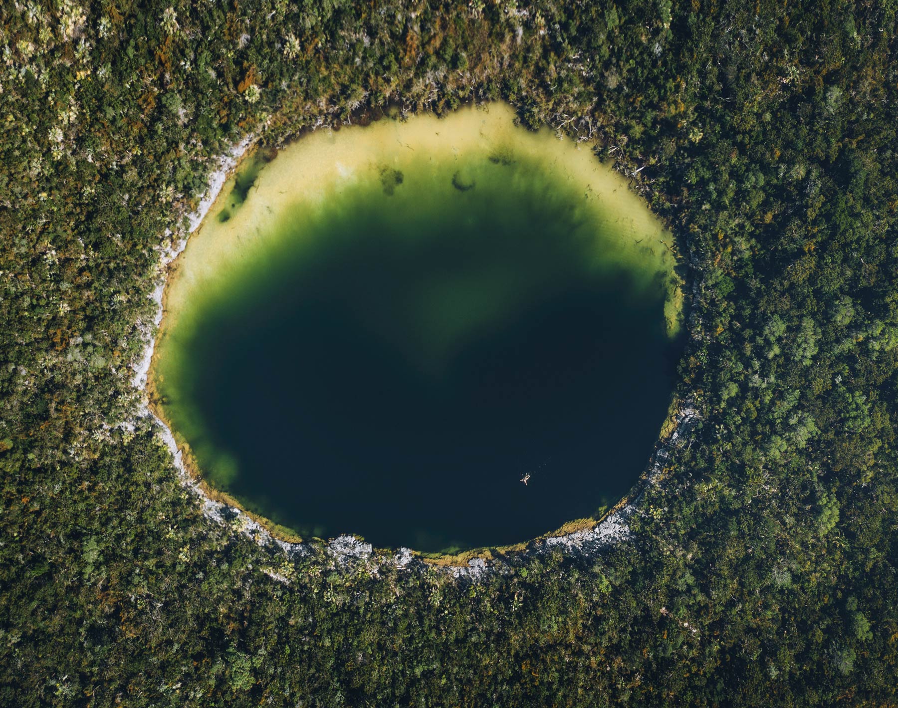 Rainbow Blue Hole, Andros