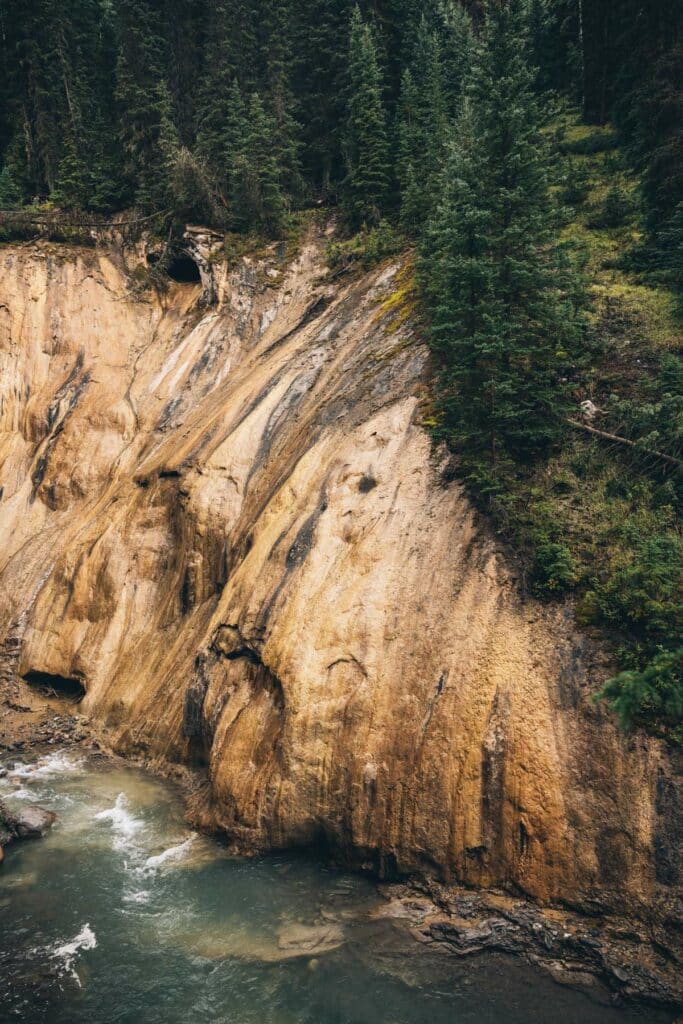 Johnston canyon, Canada