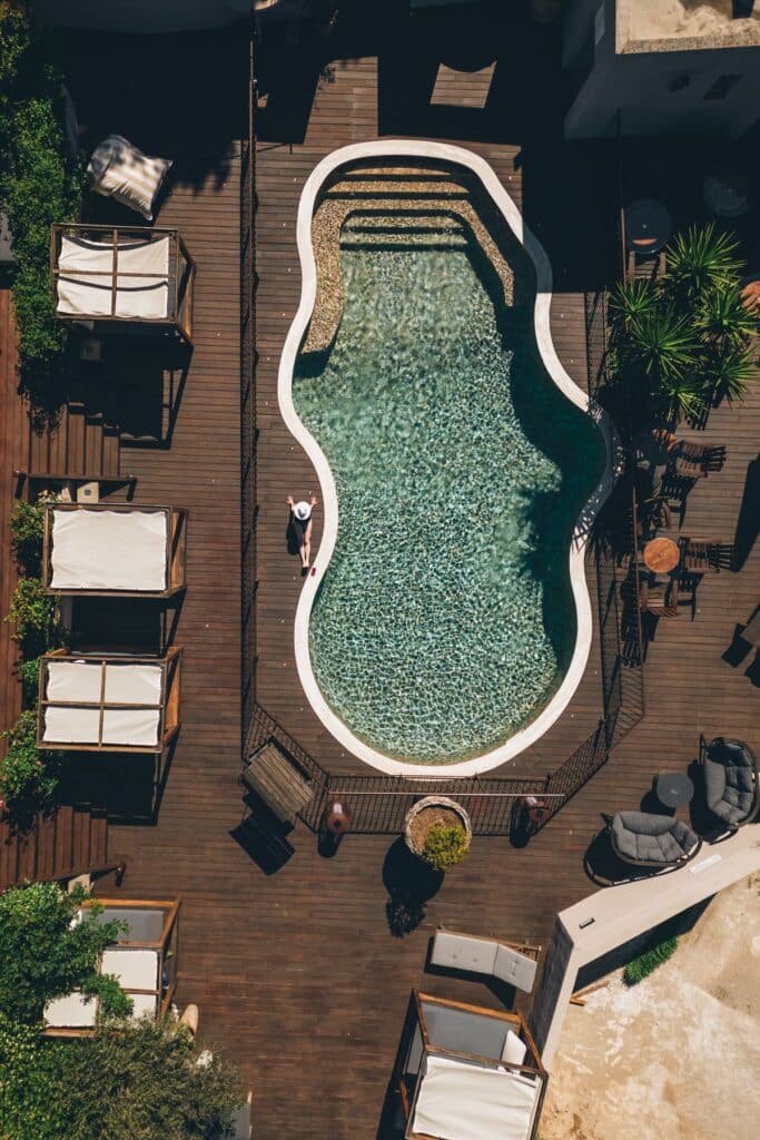 Singuliers hotels, Auberge du vieux puits