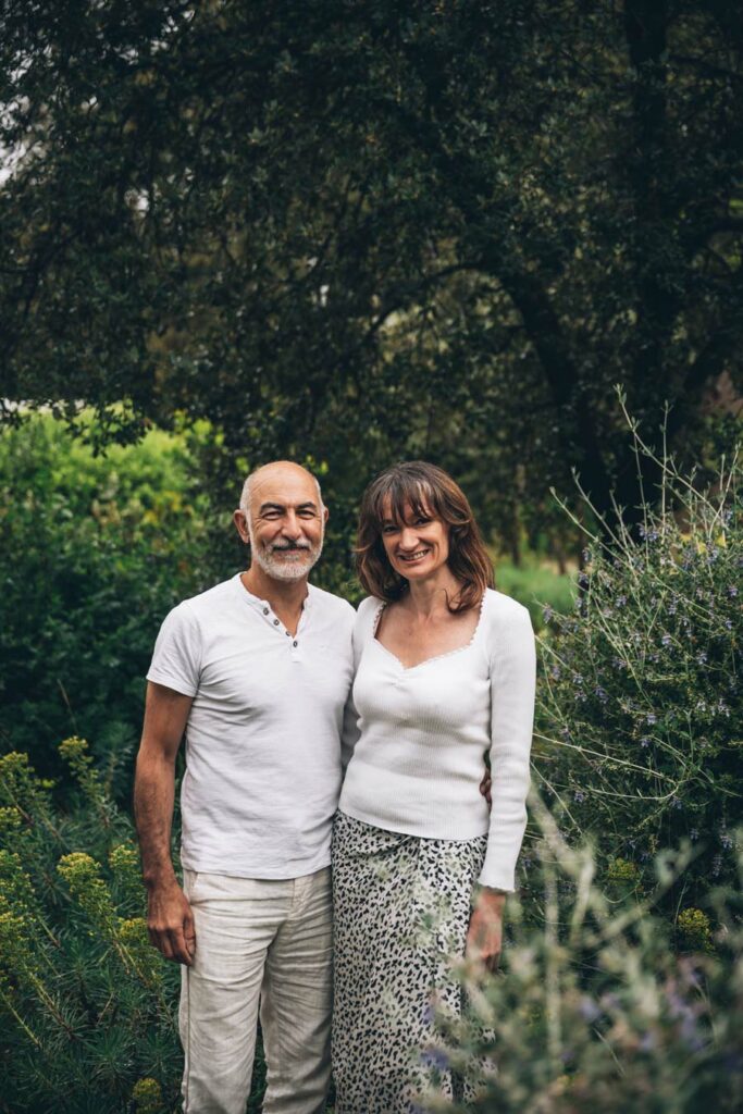 Manuel et Elodie, Bien loin d'ici, Nîmes